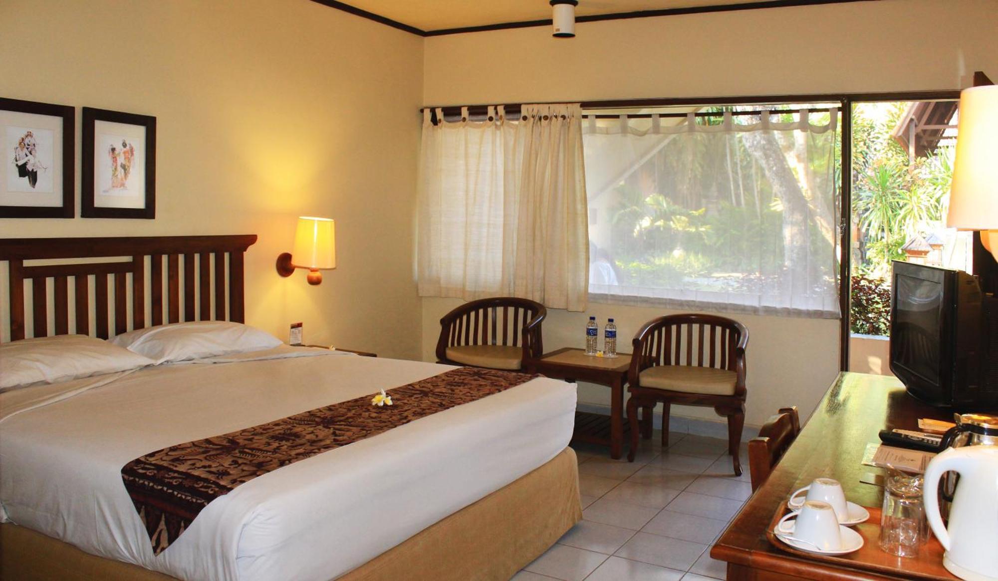 Besakih Beach Hotel Sanur Екстериор снимка