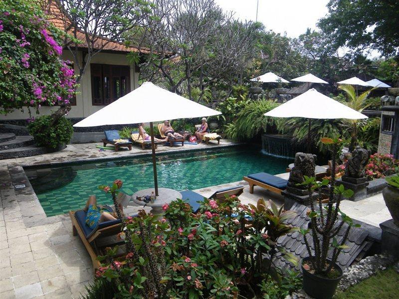 Besakih Beach Hotel Sanur Екстериор снимка