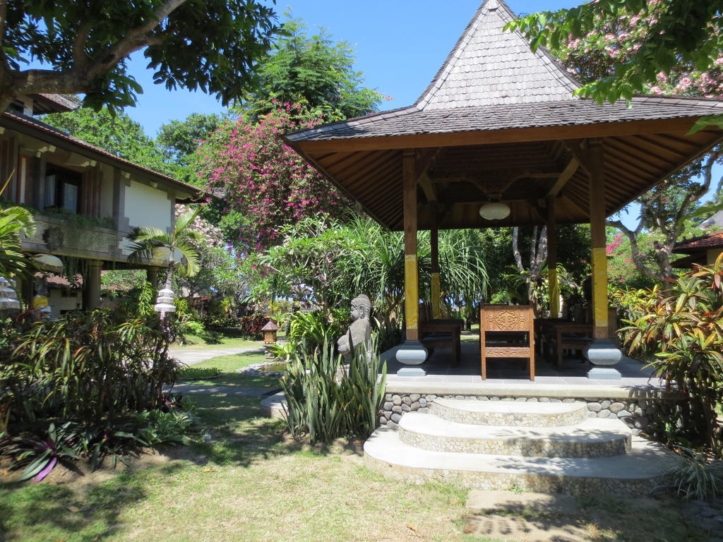 Besakih Beach Hotel Sanur Екстериор снимка
